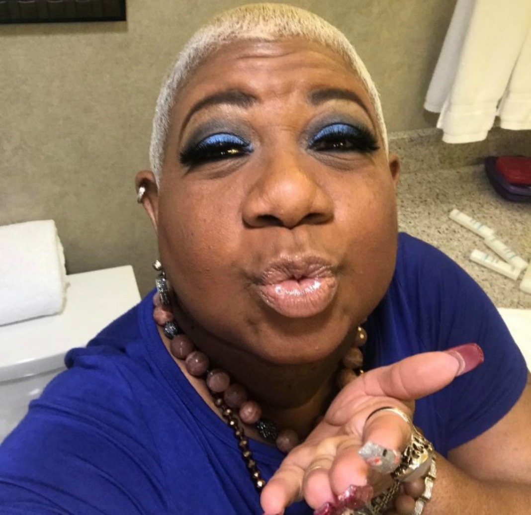luenell poses nude for penthouse