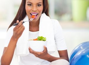 black woman healthy eating exercise