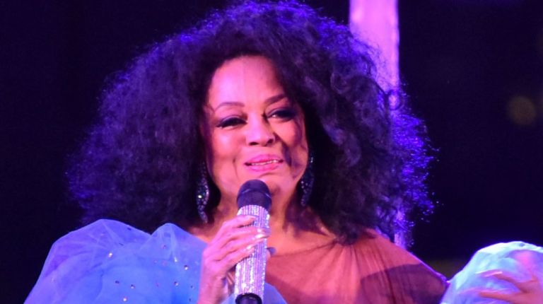 The 15 Most Popular Black Female Singers Of All TIme