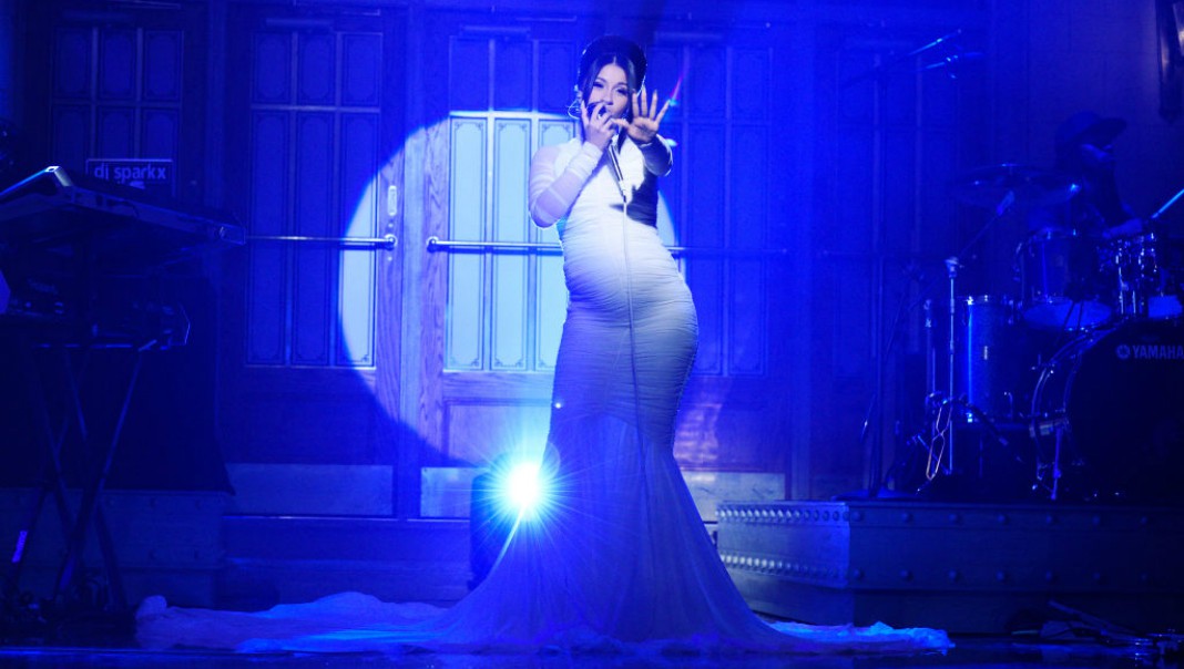 Cardi B pregnant, pregnant stars 2018