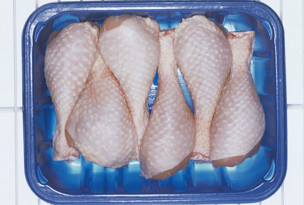 Wash Your Meat Before Cooking It? Here’s Why Experts Say You Shouldn’t