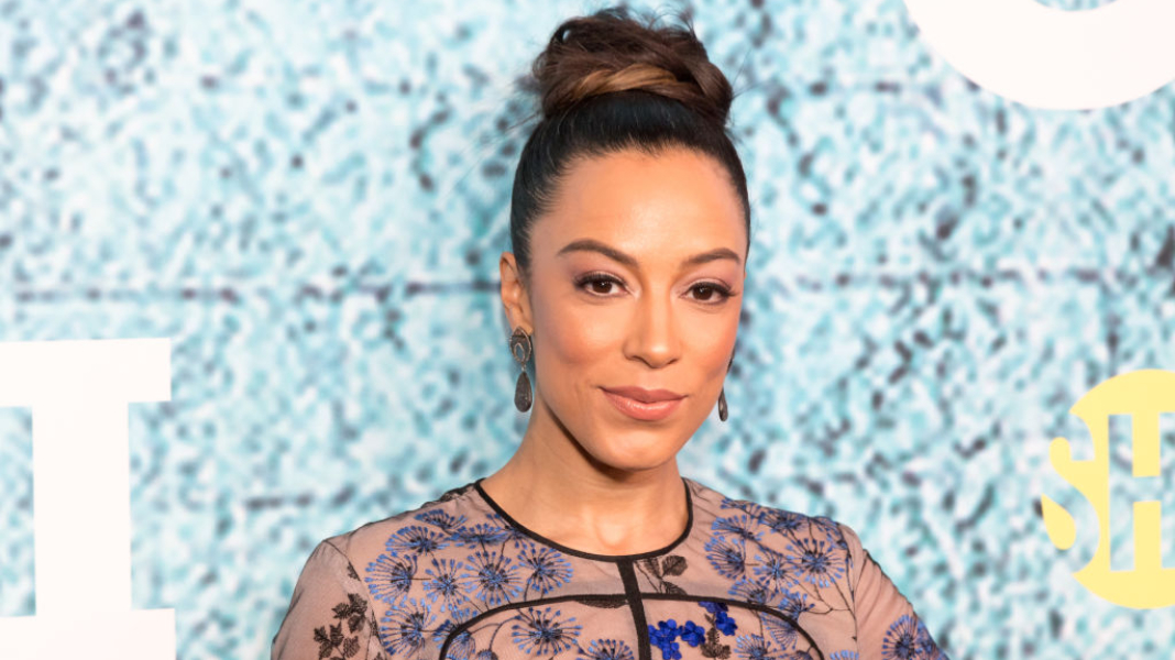 angela rye moved to tears