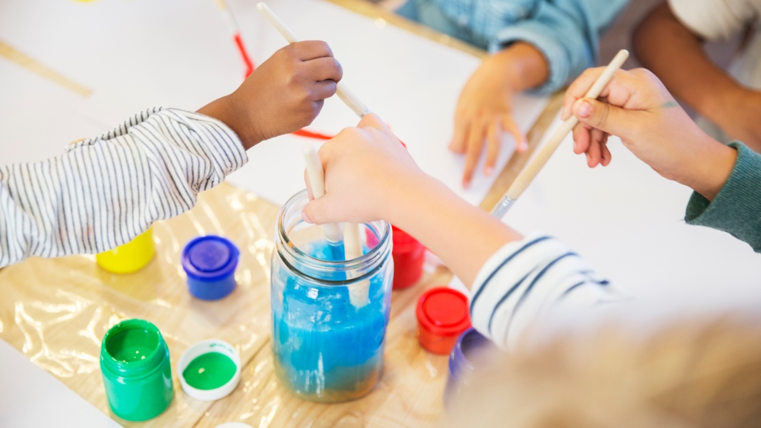 kindergarten teacher nails lesson on diversity