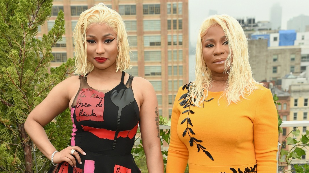 Nicki Minaj And Her Mom Are Hair Twins At The Oscar De La Renta Show Madamenoire nicki minaj and her mom are hair twins