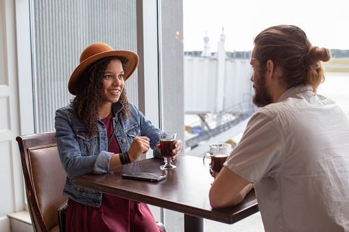 How Men Vs Women Behave At Restaurants