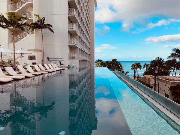 Alohilani Resort Pool