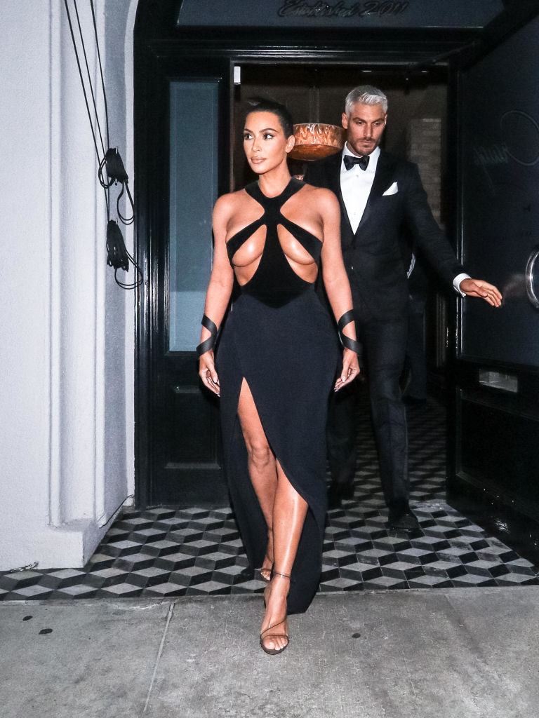 Kardashian Naked Lesbian Orgy - Kim Is Devastated Fashion Nova Copied Her Dress But Was Silent When Khloe  Copied A Black Designer