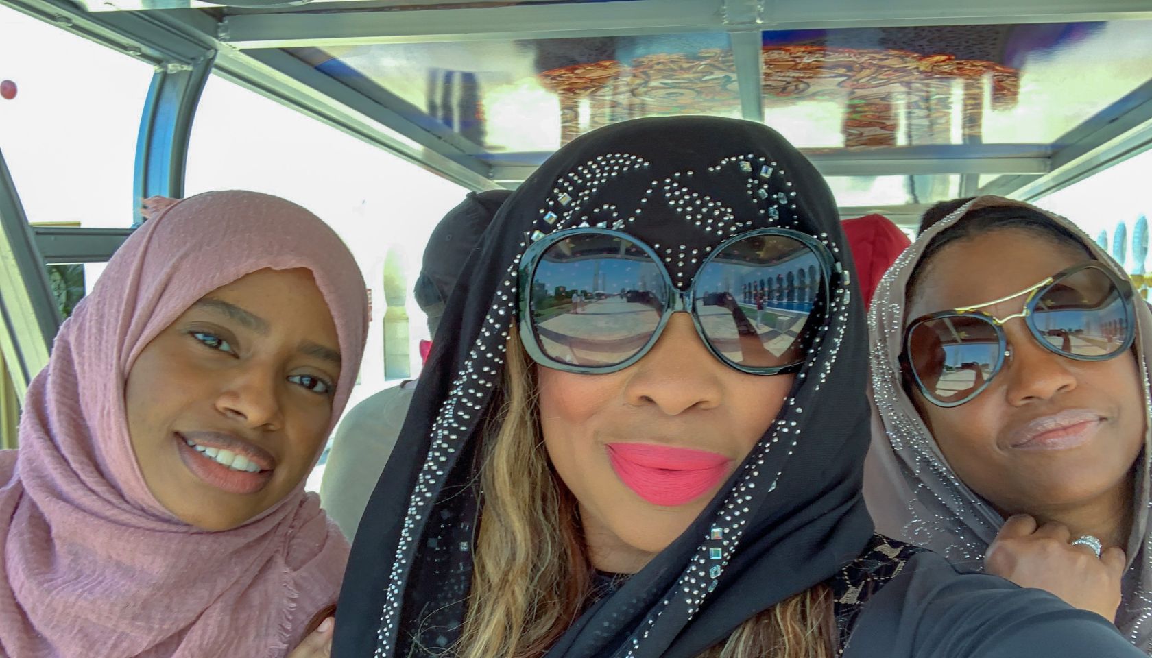 Girlfriends in Dubai