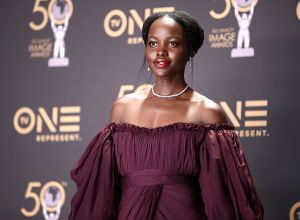 Lupita, Nyong'o, Newsletter, Chapulines, Mexico, grasshoppers, Instagram