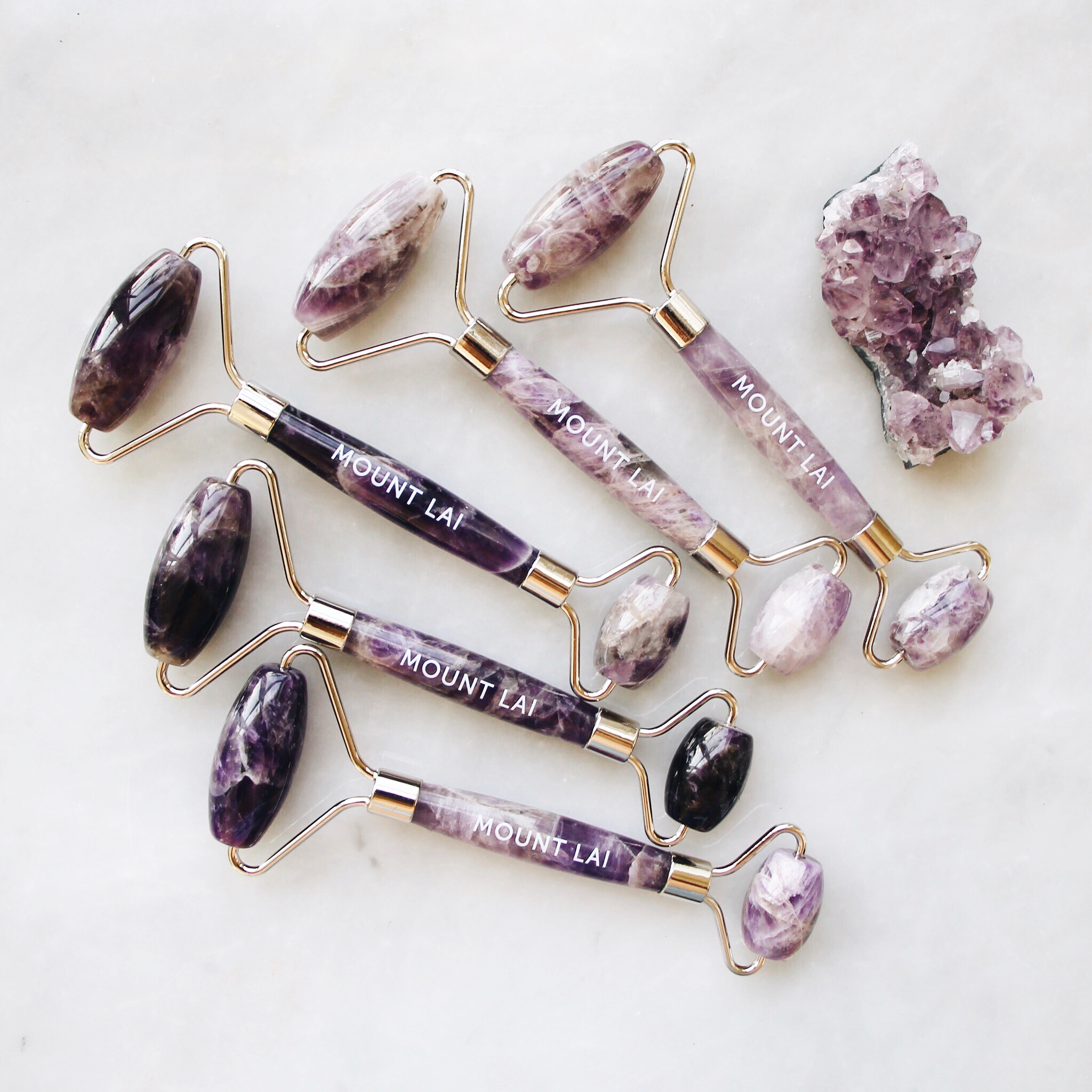 De-Puffing Amethyst Facial Roller