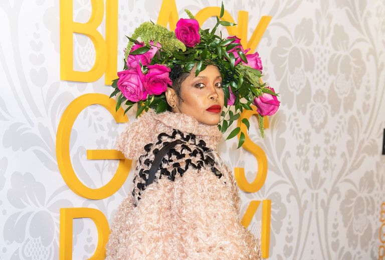 Erykah Badu To Release Fragrance And Incense That Smells Like Her Vagina