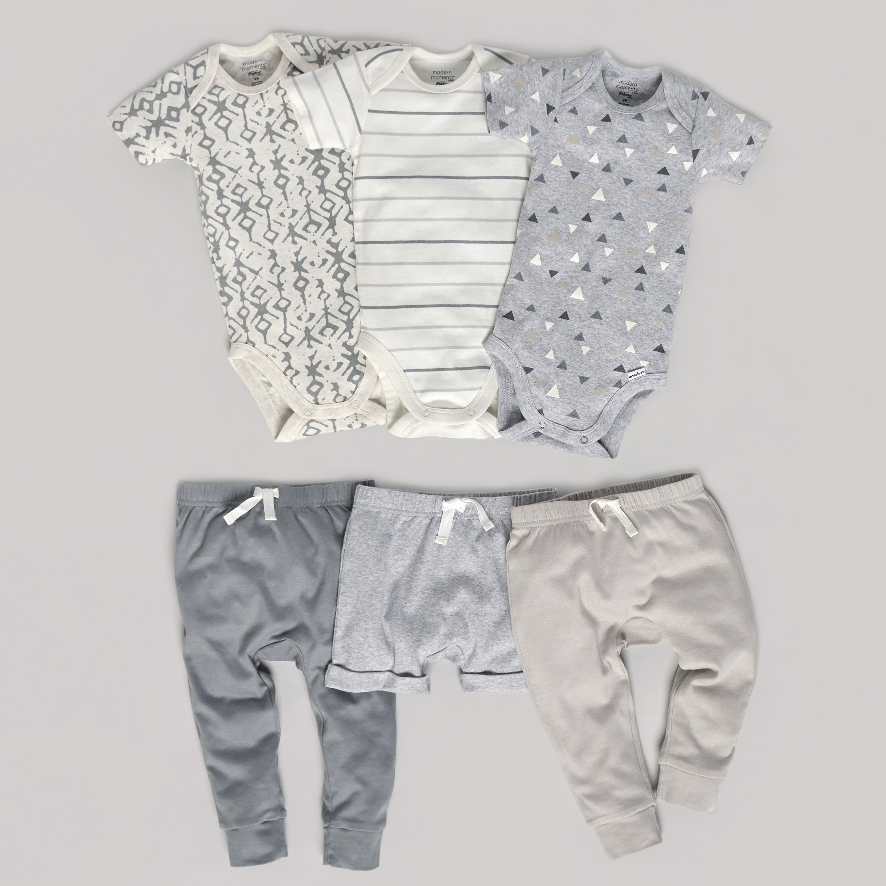 gender neutral baby clothes