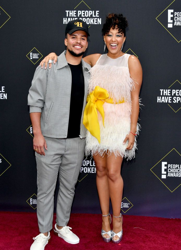 2019 E! People's Choice Awards - Arrivals