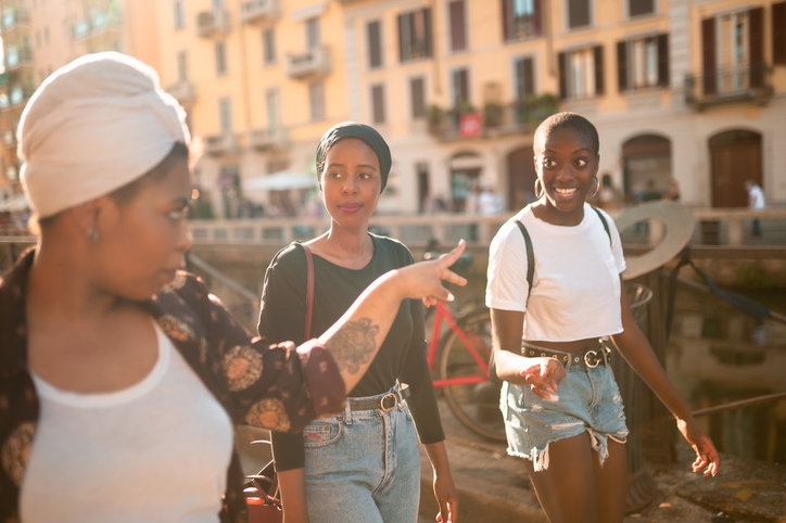 Friends walking around the city