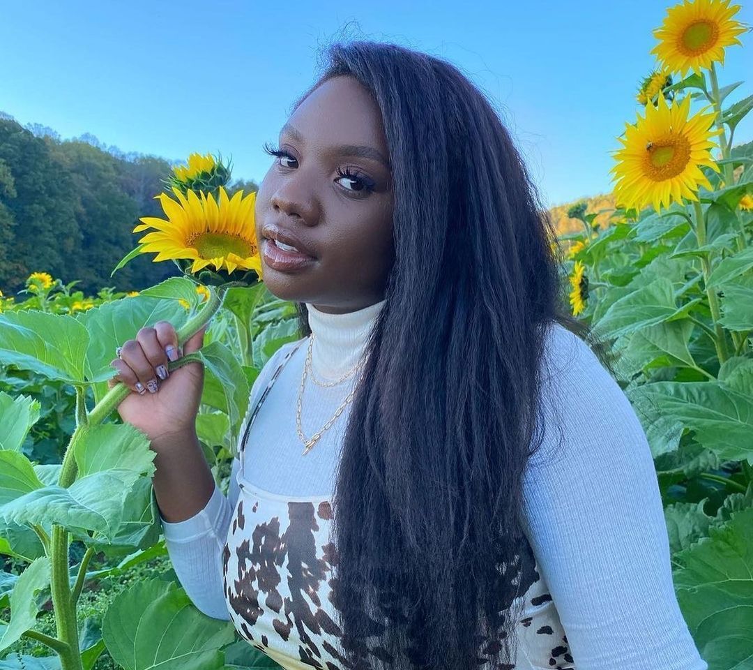 @elliealexandria wearing Mayvenn Hair