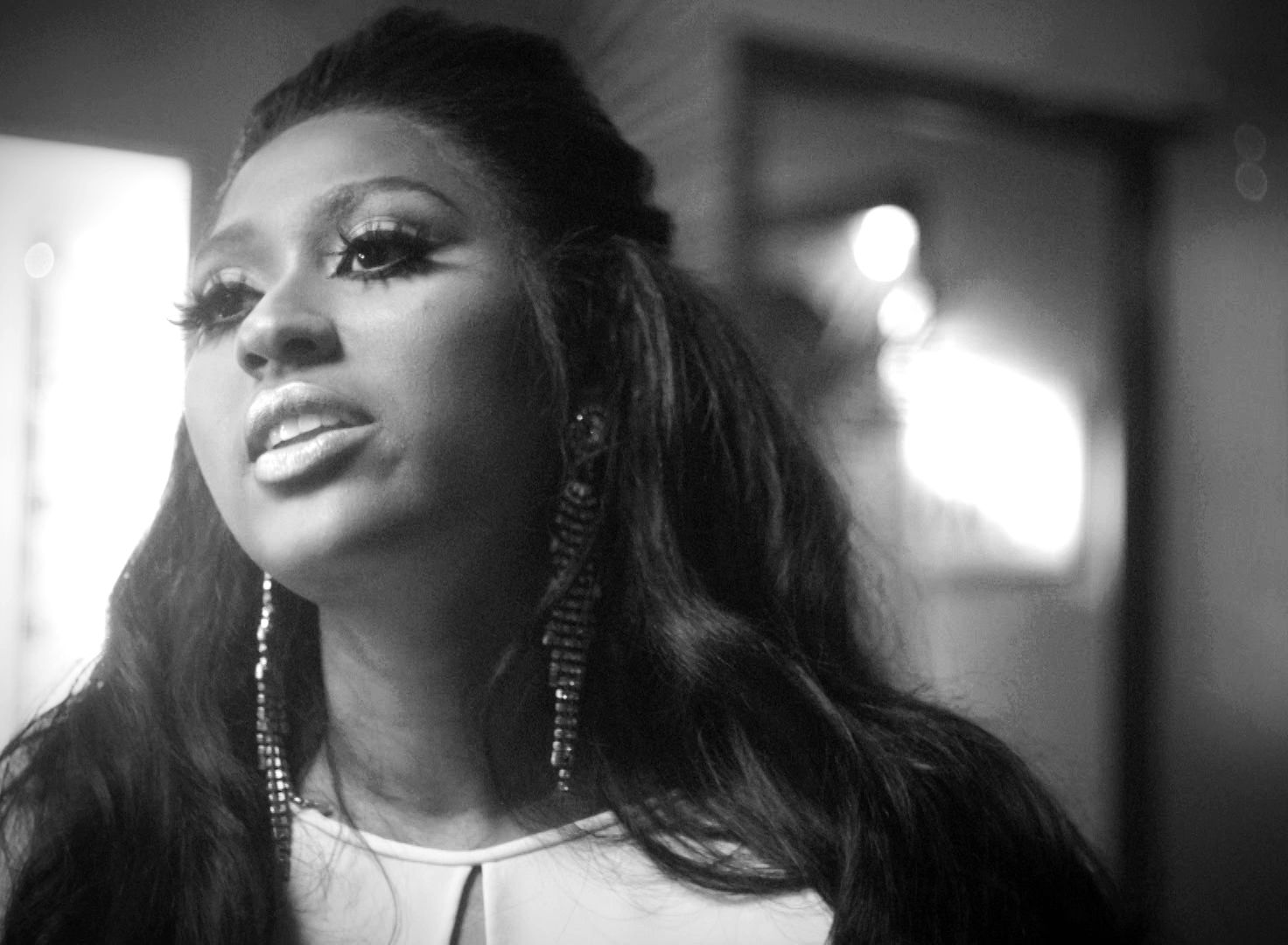 jazmine sullivan MadameNoire