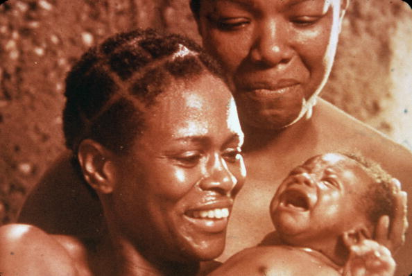 Cicely Tyson & Maya Angelou In 'Roots'
