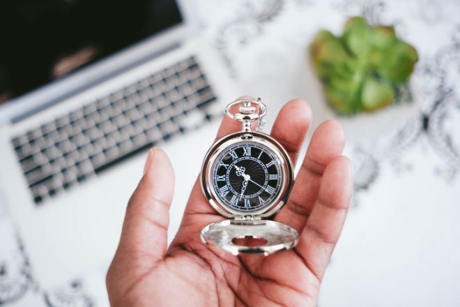 relationship, Julian Bremner, daylight savings time, health, clock