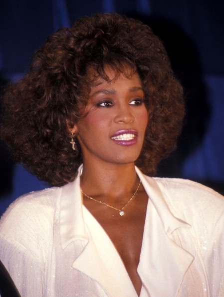 TBT: Whitney Houston Recounts Robert De'Niro 'Sweating Her'