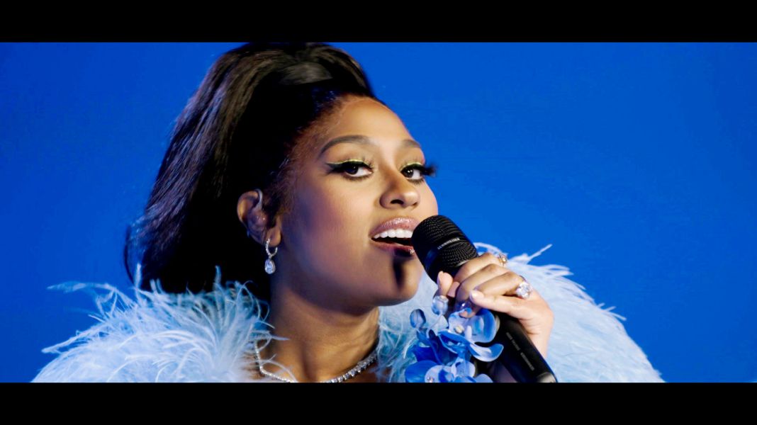 Jazmine Sullivan Blasts Macy s After Racist Encounter
