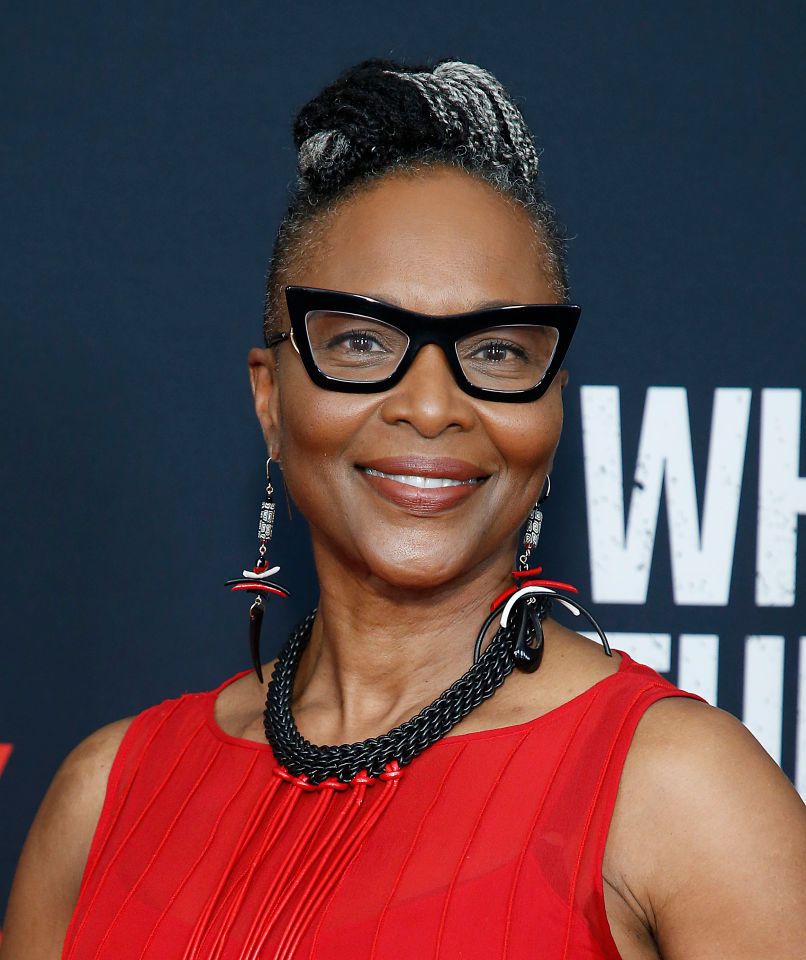 Suzzanne Douglas
