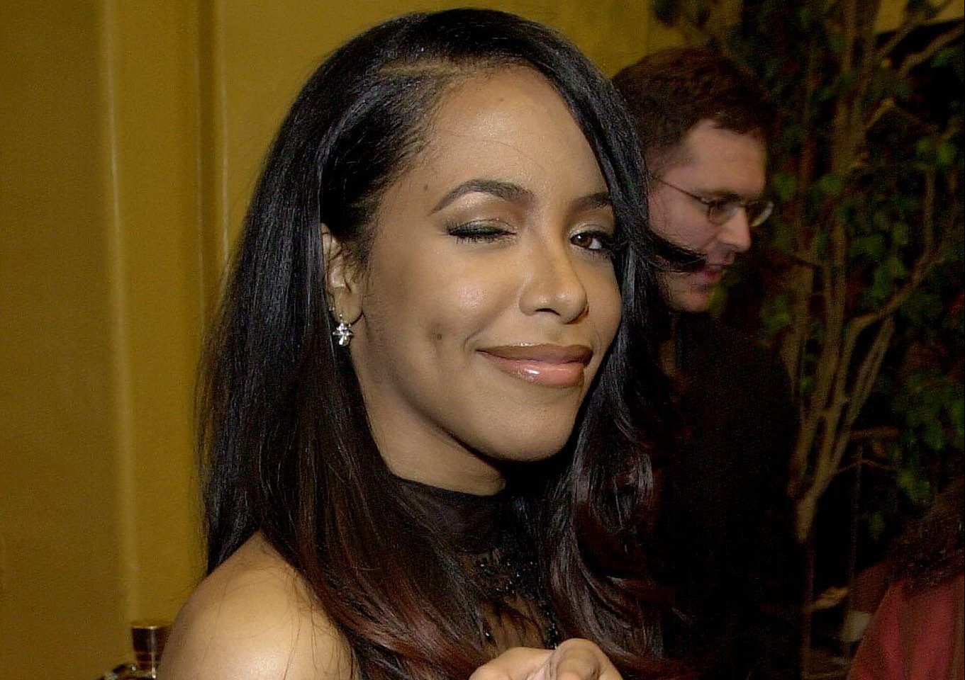 US recording artist Aaliyah arrives for the premie