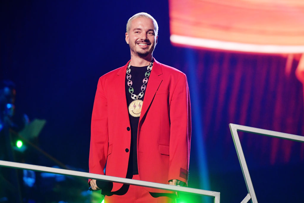J Balvin Issues Apology For Portrayal Of Black Women In “Perra” Video –