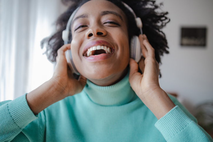 Crack Up With These Funny Black Podcasts – MadameNoire