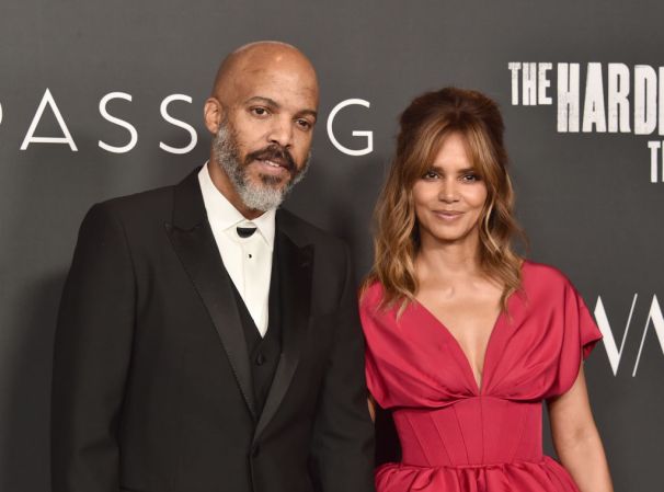 Halle Berry, Van Hunt, Sex With Emily