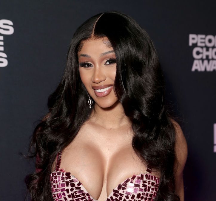 Cardi B at the 2021 E! People's Choice Awards - Backstage