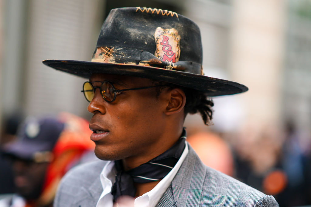 Street Style : Paris Fashion Week - Menswear Spring/Summer 2020 : Day Two