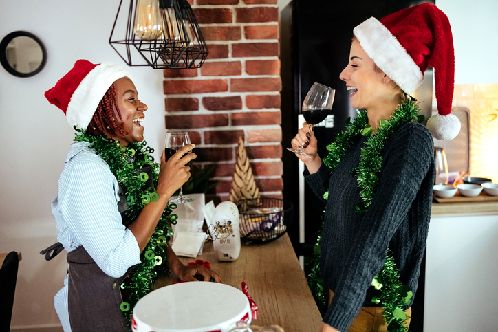 ‘Thank You For Understanding’: How To Stop People Pleasing This Holiday Season