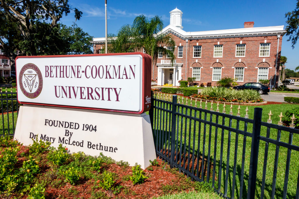 Bethune-Cookman University sign.