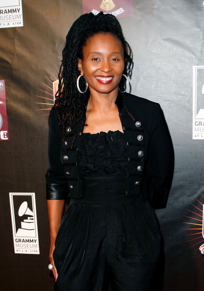 Dee Barnes at the 