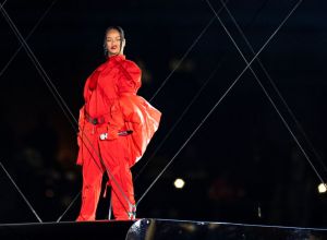 Rihanna, Super Bowl LVII Halftime Show, Guinness, World Record, Newsletter,