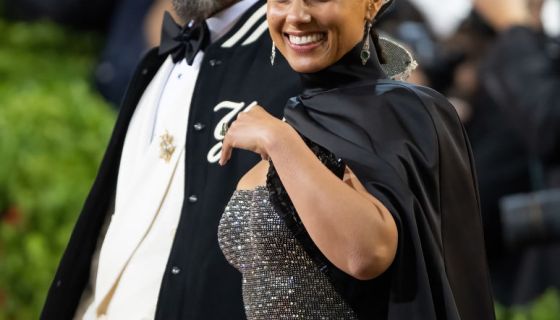 Lauryn Hill Joins Rihanna, Drake, Kanye West & More At Virgil