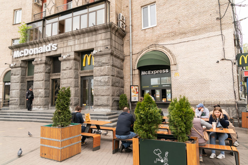 hours, 10-year-old, McDonald's, Department of Labor, Louisville,employees, minors, hours,