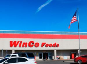 Winco, Grocery Store, Los Angeles, Lancaster, California, stealing