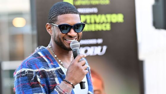 Usher Receives The Key To Las Vegas Usher Receives The Key To Las Vegas