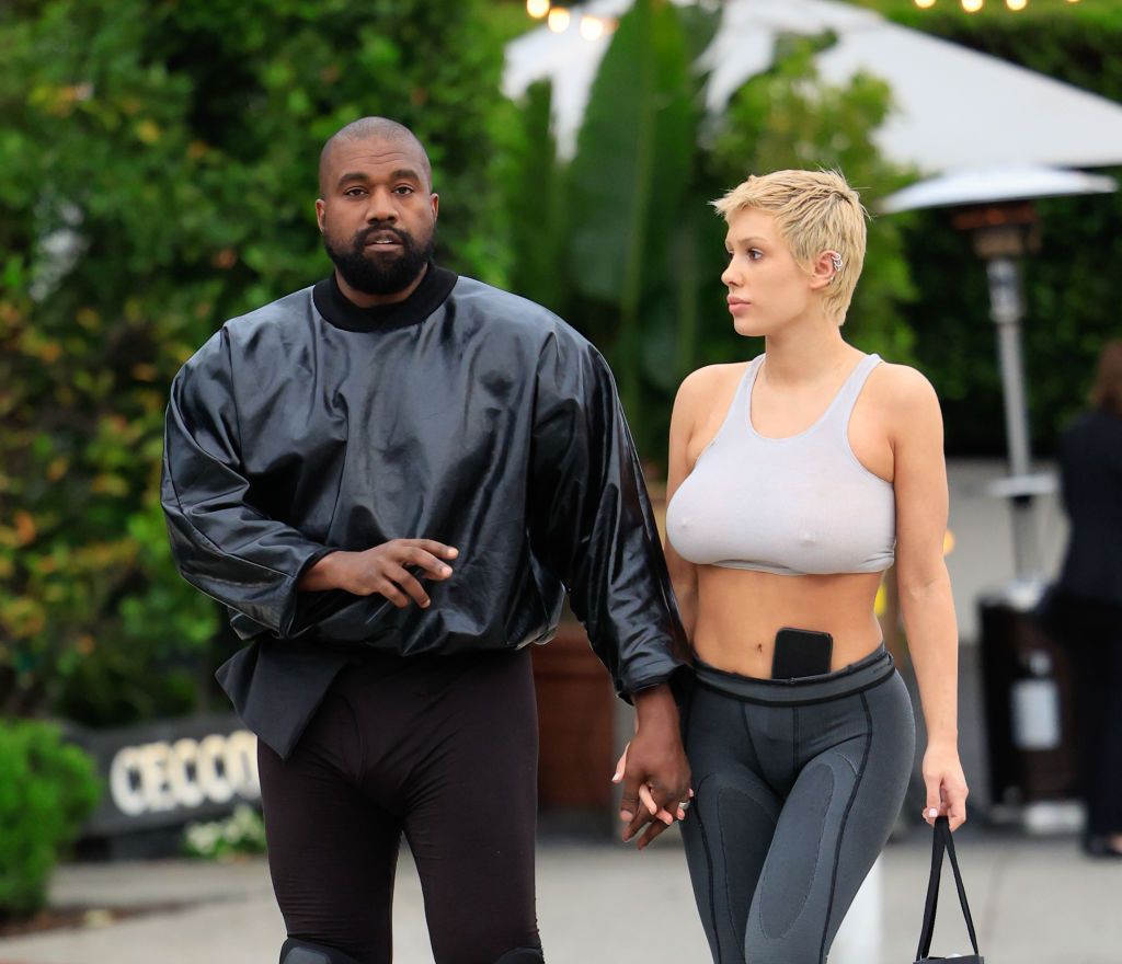 Kanye West Bianca Censori new wife hygiene B.O. 