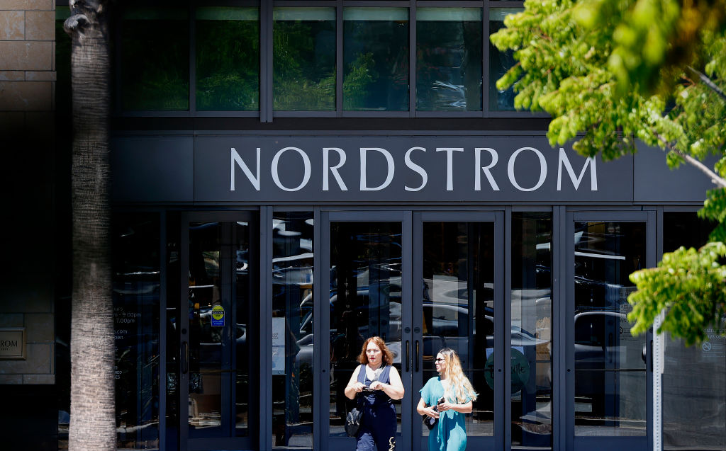 Westfield Topanga, Nordstrom, flash mob