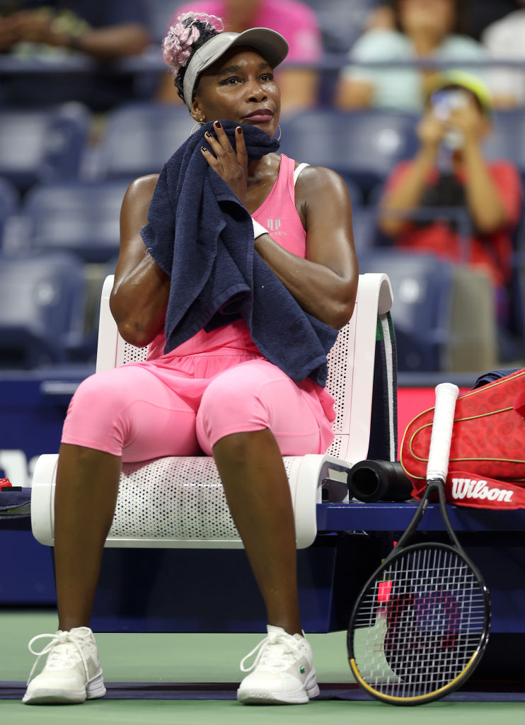 Venus Williams US Open Greet Minnen defeat score knee age