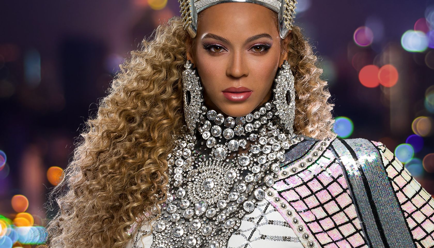 Beyoncé Drops Custom Grillz For The ‘Cowboy Carter Tour’
