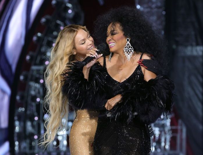 Renaissance Tour, moment, SoFi Stadium, crowd, Happy Birthday, Love Hangover, Beyoncé, Tracee Ellis Ross, Diana Ross