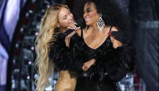 Diana Ross Sings ‘Happy Birthday’ To Beyoncé Diana Ross Sings ‘Happy Birthday’ To Beyoncé