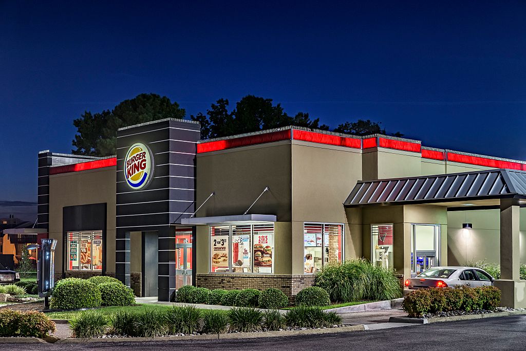 Burger King restaurant exterior at night...