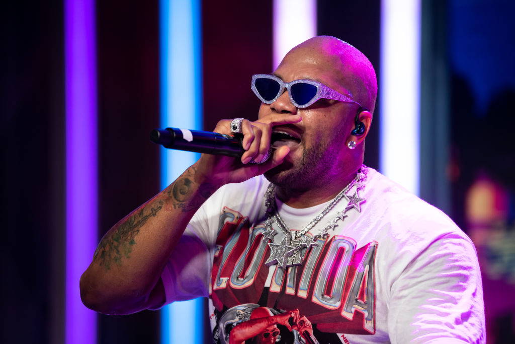 New Jersey, son, lawsuit, apartment, Flo Rida, rapper, Zohar Paxton Dillard, Alexis Adams