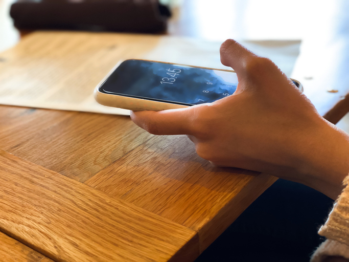 tipping culture NYC gratuity Olive Garden Times Square New York city tip