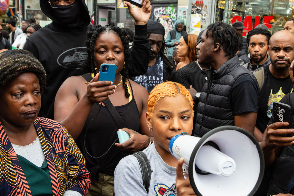 Peckham, throat, protest, woman, Sohail Sindho,