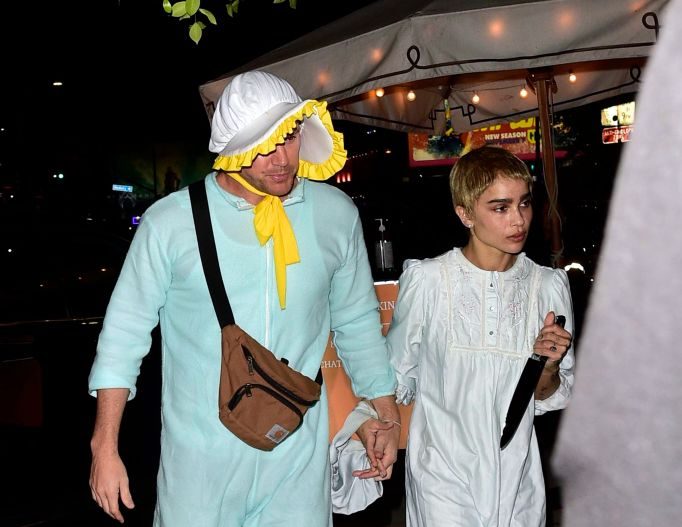 relationship, actor, actors, actress, engagement, ring, Channing Tatum Zoë Kravitz, Halloween party, couple